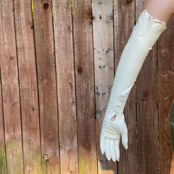 Vintage 1940's 1950's Aris of Paris Monarch Opera Length Leather Gloves - Picture 2 of 8